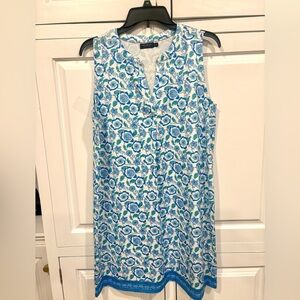 Vineyard Vines Blue and White Floral Sleeveless Performance Dress Like New